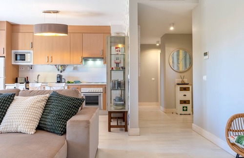 Praia da Rocha Apartamento | Serene Ocean 1 BDR Apartment W/Patio by LovelyStay