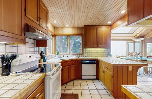 Sea Ranch Casa | Serene, ocean view, hillside home w/grill + shared pool, sauna, tennis courts
