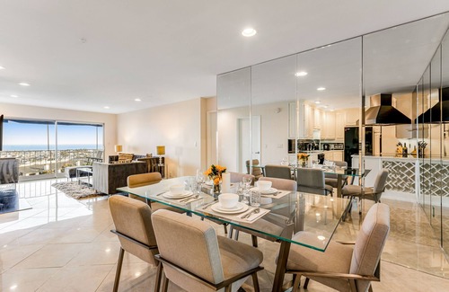 Santa Ana Heights Apartamento | Serene ocean-view condo with tennis, pool, hot tub & balcony - snowbird-friendly