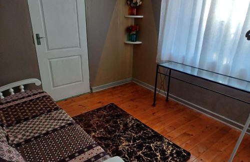 Germiston Casa | Serene on 5 Cologne