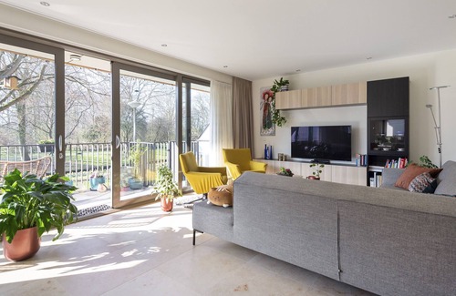 Alkmaar Apartamento | Serene Parkside Retreat