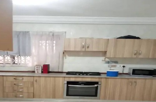 East Legon Apartamento | Serene quiet place to stay for long no noise and beautiful .