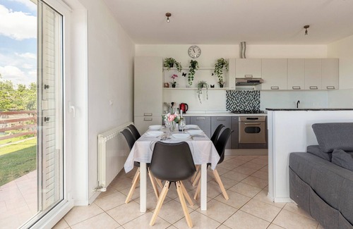 Koper Apartamento | Serene Retreat Apartment St. Anton, Koper, Slovenia