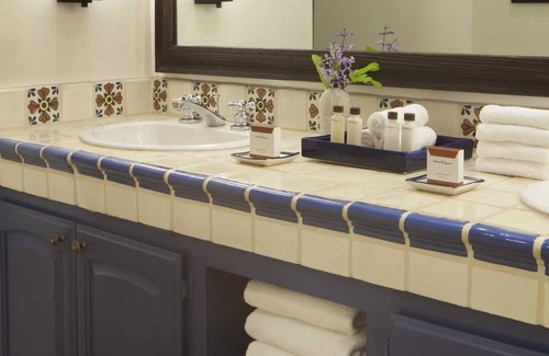 La Quinta Hotel | Serene Room w/ 1920s-inspired Décor - 53 Hot Tubs and Spa Access