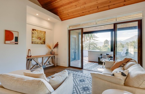 San Anselmo Casa | Serene San Anselmo Hideaway w/ Private Hot Tub!