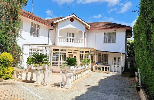 Kitisuru Apartamento | Serene Stay Apartments, Your Homey Oasis, Just Minutes from the UN and Embassies