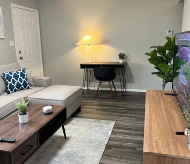 Dayton Casa | Serene Suburban Retreat - Close to UD, WSU & WPAFB