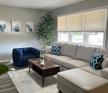 Dayton Casa | Serene Suburban Retreat - Close to UD, WSU & WPAFB