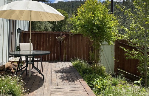 Forest Knolls Apartamento | Serene 1 bedroom in-law in Forest Knolls