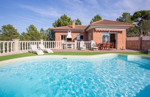 Lloret Blau Villa | Villa con piscina y comedor al aire libre