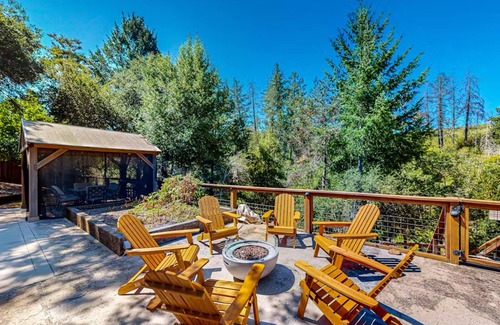 Santa Rosa Casa | Serene wine country home, central AC, close to golf, hiking, wineries & dining