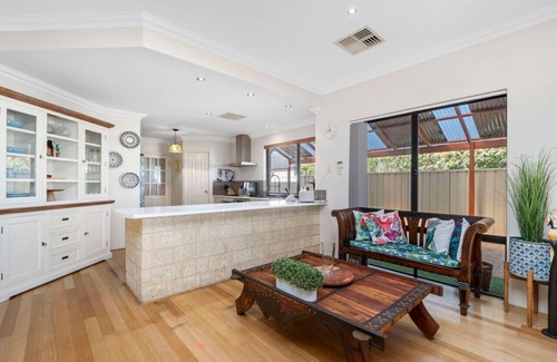 Ashby Casa | Serenity and Style: Your Ashby Getaway Awaits