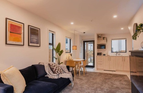 New Brighton Casa | Serenity by the Sea: Coastal Escape1 bed 1 bath