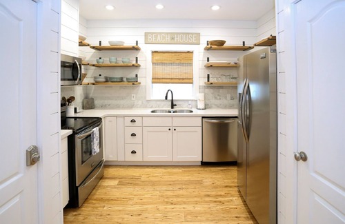 White's Gulfview Casa | Serenity Cottage-Pool, Private Beach- Dog Friendly