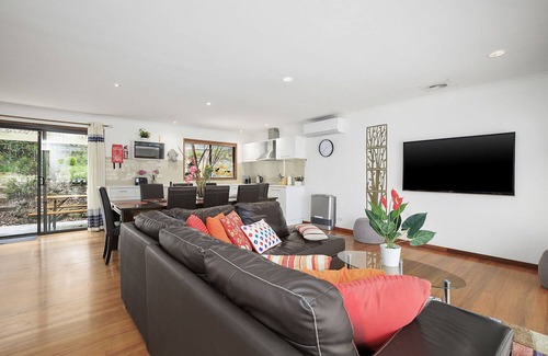 Daylesford Casa | Serenity @ Daylesford - leña - aire acondicionado - wifi - netflix - mascotas