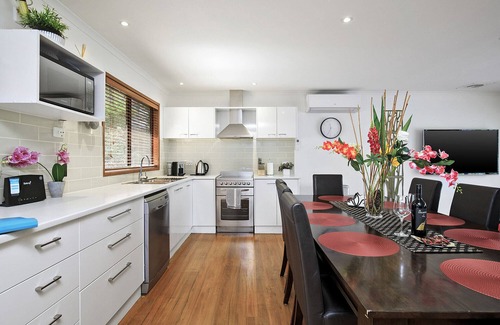 Daylesford Casa | Serenity @ Daylesford - leña - aire acondicionado - wifi - netflix - mascotas