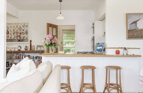 Red Hill South Casa | Serenity in Red Hill Winery Bliss and Coastal Beauty
