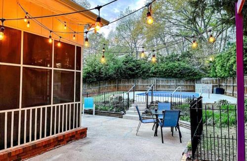 Harbison Casa | Serenity in the Suburbs