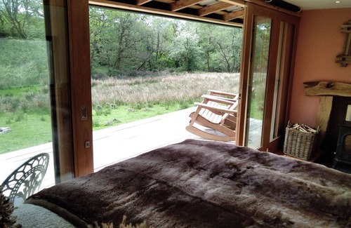 Pentrefelin Cabina | Serenity Lodge, una experiencia de glamping única.