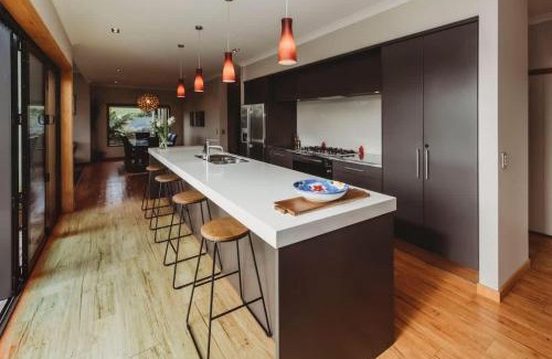 Egmont Village Casa | Serenity Lodge Getaway - with river views