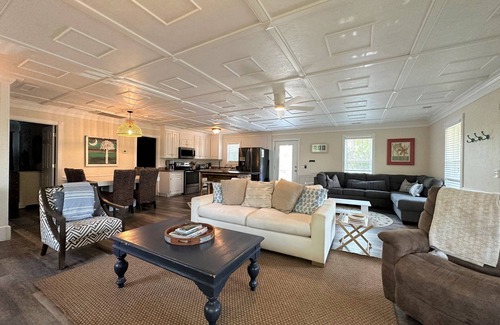 Edisto Island Casa | Serenity Now-Adorable Beach Cottage; Covered Porch & Easy Beach Access;WiFi/TV