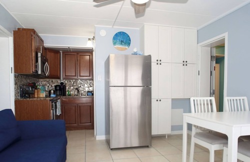 Wildwood Crest Condominio | Serenity Now! Oceanfront 2BR Wildwood Crest condo with gorgeous pool!