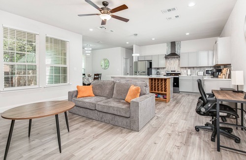 Lake Dallas Casa | Serenity Oasis with covered Pool Paradise near DFW airport