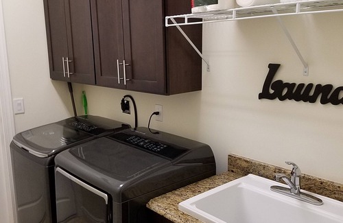 Trafalgar Casa | Serenidad en surfside