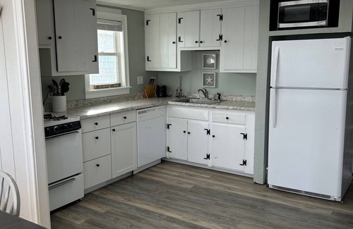 Green Harbor-Cedar Crest Casa | Serenity on the shore! Your seaside retreat awaits!