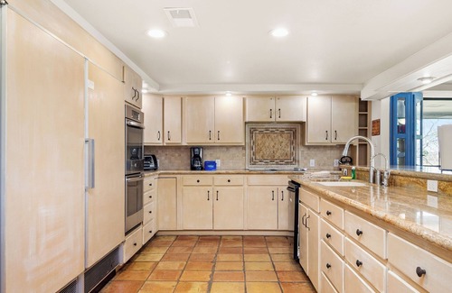 Canyon Lake Casa | Serenity Point/Lakefront/Pool/Fire Pit/Pool Table