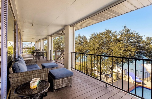 Canyon Lake Casa | Serenity Point/Lakefront/Pool/Fire Pit/Pool Table