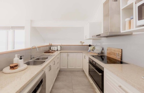 Sandy Bay Casa | Serenity@Sandy Bay: Family home with Hot Tub