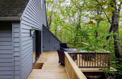 Chestnut Springs Casa | Serenity Slope with Wintergreen Advantage