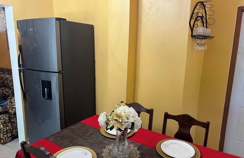 Lacovia Apartamento | Serenity Suite 2BR King Apt W/AC