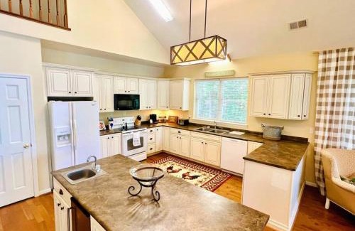 Prosperity Casa | Serenity View Lakeside Retreat on Lake Murray, SC