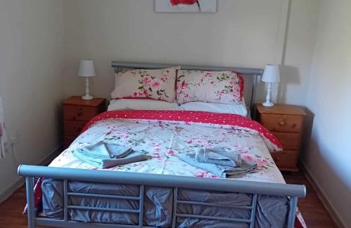St Ishmaels Apartamento | Set in a lovely village Just off coastal path