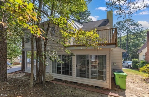 Northeast Raleigh Casa | Set on Raleigh’s foremost golf courses ,this Southern Style home feels like home