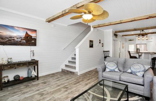 Mexico Beach Casa | Set Sail at 5 by Pristine Properties Vacation Rentals