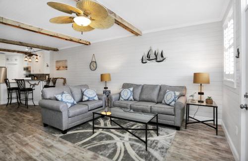 Mexico Beach Casa | Set Sail at 5 by Pristine Properties Vacation Rentals