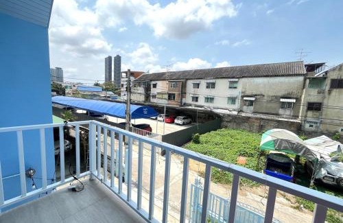 Bang Lamphu Lang Casa | Setthisin Art Boutique House,Iconsiam,BTS Thonburi
