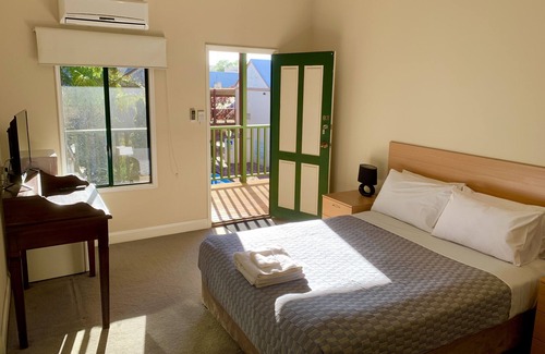 York Hotel | Settlers Hotel York