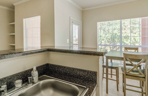 Southbelt/Ellington Apartamento | SettlersRanch 1BD 7 - Una Habitación Piso, Capacidad 2