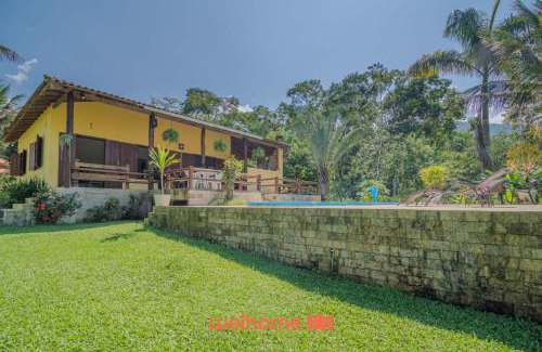 Mambucaba Casa | Seu refúgio com piscina, área verde e Churrasqueira