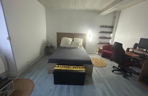 Saint Laurent de la Pree Casa | Sevchris