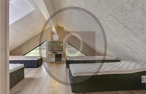 Frederiksvaerk Casa | Seven-Bedroom Holiday Home In Frederiksvark