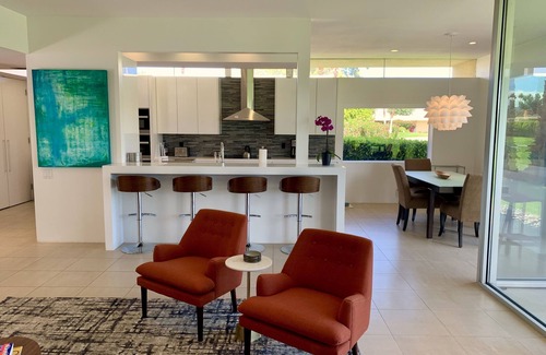 Palm Springs Condominio | Seven Lakes Paradise