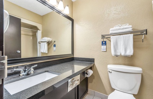 Regina Hotel | Seven Oaks Hotel Regina