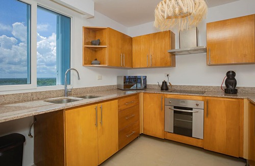 San Miguel Condominio | Seven Shades of Blue Peninsula Grand