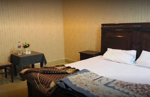 Mandi Bahauddin Hotel | Seven Ways Hotel And Restaurant