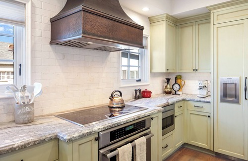 Seal Beach Casa | Seventh & Shore | Stylish Seal Beach Home w/ Elevator, Fireplace + Bold Design